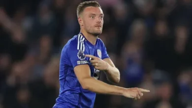 جيمي فاردي مطلوب في الميركاتو : هل ينتقل إلى الريال أو البارسا ؟ 1 اللاعب الإنجليزي جيمي فاردي في ملاعب كرة القدم