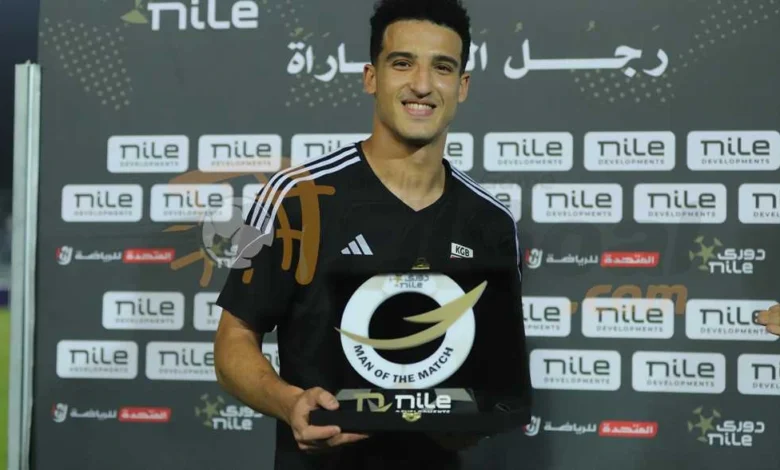 اللاعب أحمد العش بقميص نادي الجونة قبل انتقاله إلى غزل المحلة