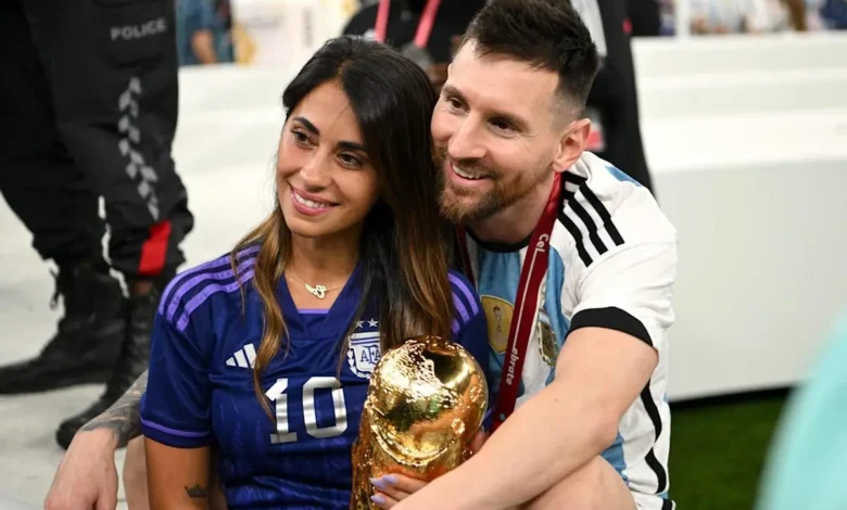 ليونيل ميسي وزوجته أنتونيلا