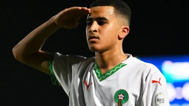عبد الله وازان يرتدي قميص المنتخب المغربي خلال كأس أمم إفريقيا تحت 17 سنة