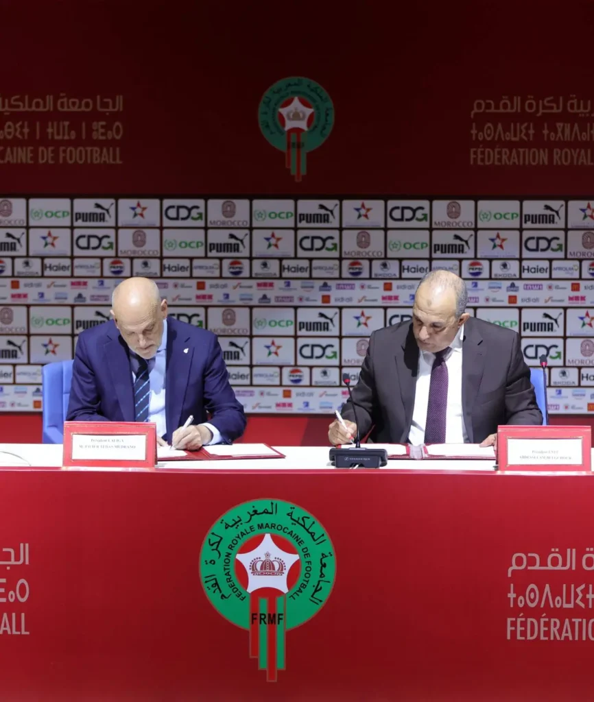 رئيسا العصبة المغربية والليغا الإسبانية يوقعان اتفاقية شراكة لتطوير كرة القدم
