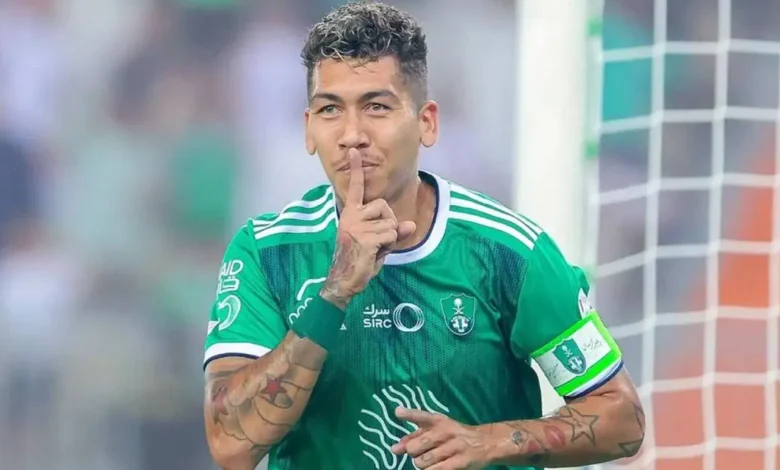 فيرمينو لاعب أهلي جدة يقترب من الانتقال إلى السد القطري