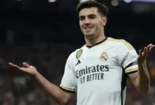 إبراهيم دياز بقميص ريال مدريد خلال إحدى مباريات الليغا