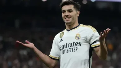 إبراهيم دياز بقميص ريال مدريد خلال إحدى مباريات الليغا