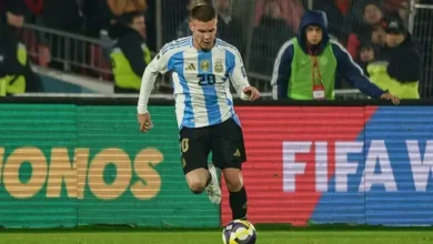 فرانكو ماستانتوونو بقميص منتخب الأرجنتين خلال مشاركته الدولية الأولى