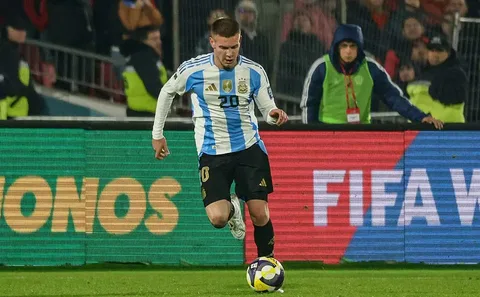 فرانكو ماستانتوونو بقميص منتخب الأرجنتين خلال مشاركته الدولية الأولى