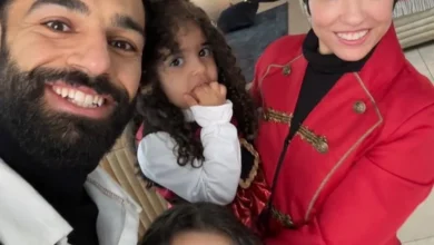 محمد صلاح وزوجته ماجي في لحظة خاصة