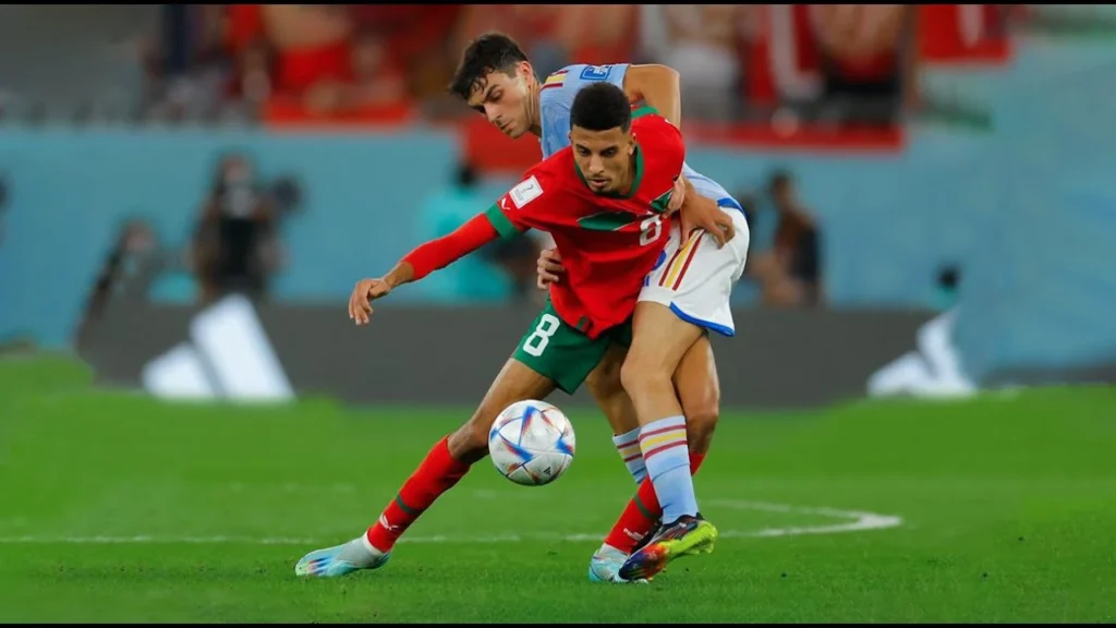 أوناحي يقترب من خوض تجربة إنجليزية جديدة مع برايتون بعقد يمتد لأربع سنوات 1 عز الدين أوناحي يستعد للانتقال إلى نادي برايتون الإنجليزي