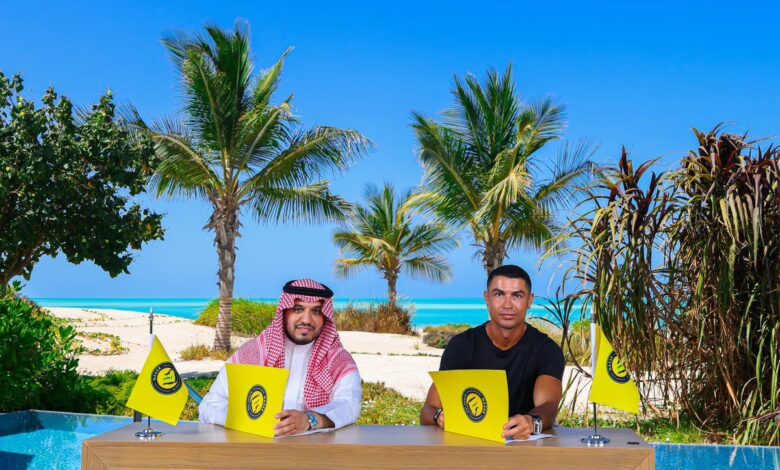 كريستيانو رونالدو يجدد عقده مع نادي النصر حتى عام 2027