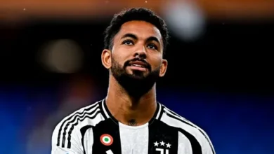 مانشستر يونايتد يضع دوغلاس لويز على راداره وسط معاناة اللاعب في يوفنتوس 1 دوغلاس لويز خلال إحدى مبارياته مع يوفنتوس في الدوري الإيطالي