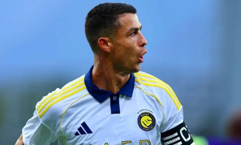 الجوع لا يختفي أبدا كريستيانو رونالدو يشارك صورا مميزة من مباراة النصر الودية 1 كريستيانو رونالدو في مباراة النصر الودية ضد تولوز