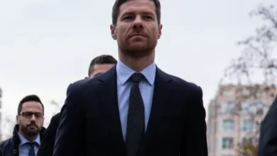 هل انفجر الغضب داخل مدريد؟ تشابي ألونسو يتوعد بالتغيير بعد الهزيمة المُهينة أمام باريس 5 تشابي ألونسو يتوعد لاعبي ريال مدريد بتغييرات كبرى