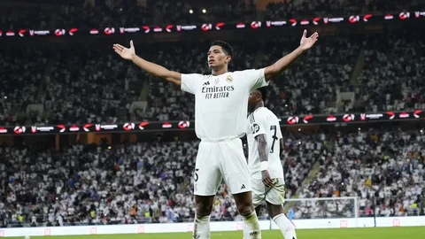 ريال مدريد أمام قرارات مصيرية في الميركاتو: أربعة ملفات نارية ستغير مستقبل النادي 1 أربعة قرارات مصيرية تنتظر ريال مدريد في الميركاتو
