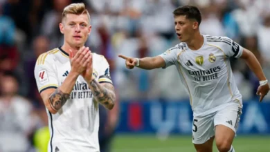 كروس يدافع عن أردا غولر: “أنا مع منحه الحرية حتى لو خسر بعض المواجهات” فهل يكون الرقم 10 الجديد في ريال مدريد؟ 2 توني كروس وأردا غولر في ريال مدريد خلال مباراة في الدوري الإسباني