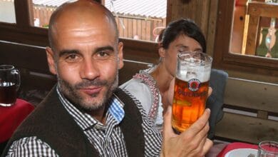 بيب غوارديولا مع زوجته كريستينا سيرا قبل الطلاق الرسمي