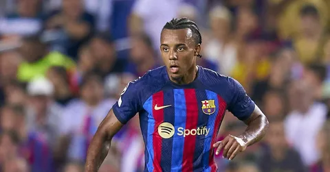 كوندي يقترب من تجديد عقده ونيوكاسل يعرض 80 مليون يورو من أجل سيسكو 1 كوندي يقترب من تجديد عقده ونيوكاسل يعرض 80 مليون يورو من أجل سيسكو