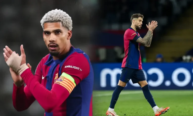 إنيغو مارتينيز يغادر برشلونة و رونالد أراوخو يتولى القيادة 1 إنيغو مارتينيز أثناء تدريبات برشلونة ورونالد أراوخو مع شارة القيادة