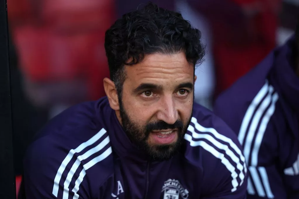 روبين أموريم تحت الضغط في مانشستر يونايتد 2025